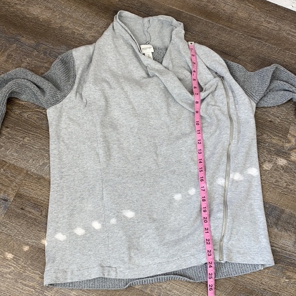 Zenergy Chicos Zip Sweater Gray Knitted Arms 2 - Picture 7 of 12